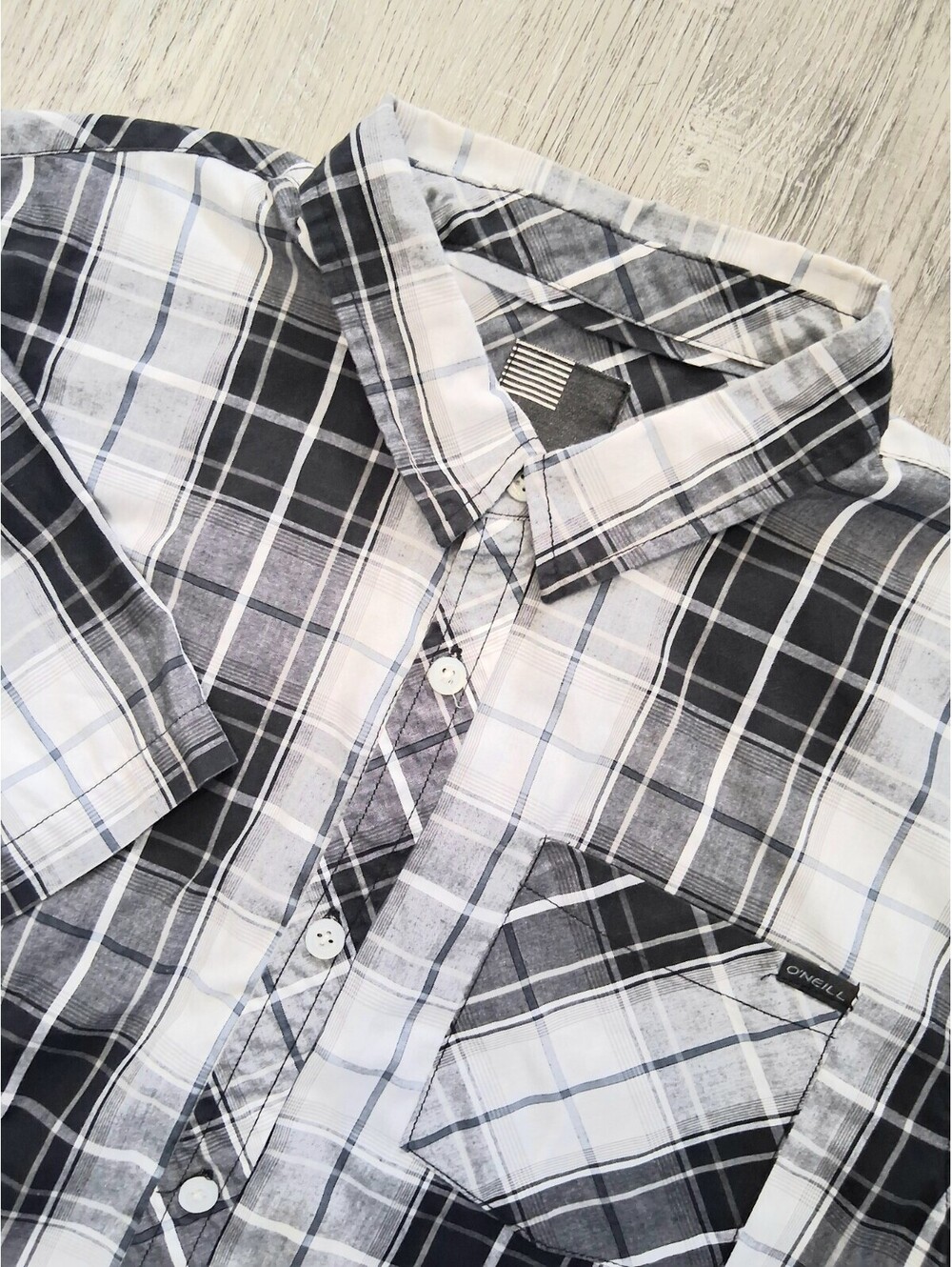 O'Neill Men's Lg Black And White Plaid Short Sleeve Button Up Casual Shirt